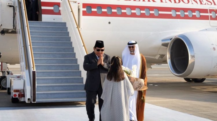 Usai Kunjungan ke London, Presiden Prabowo Tiba di Abu Dhabi