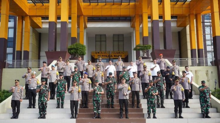 Pangdam I/BB Kunjungi Polda Riau, Apresiasi Tinggi dengan sinergitas TNI – Polri