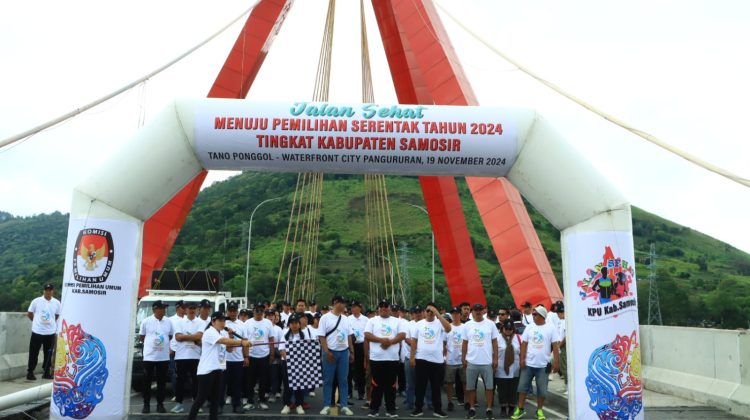 Polres Samosir Ikuti Jalan Sehat Menuju Pemilihan Serentak 2024, Wujudkan Pilkada Damai Dan Sehat