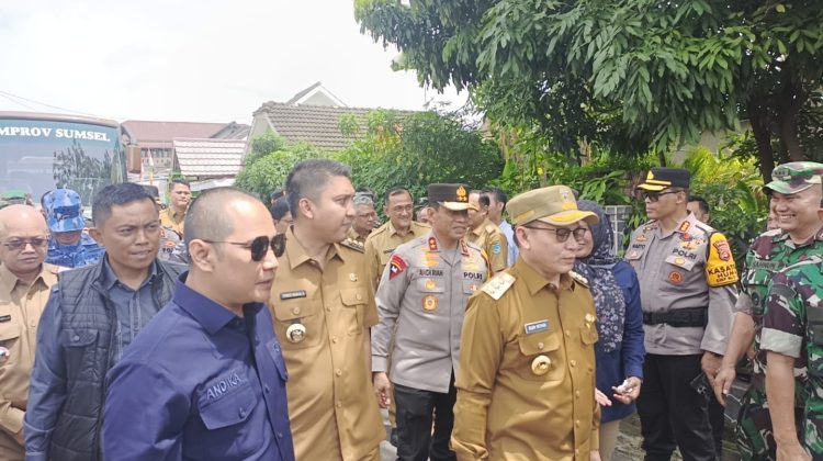 Kunjungan PJ. Gubernur Sumsel ke TPS 007 Ogan Ilir, Pengawasan Pemilu Berjalan Lancar
