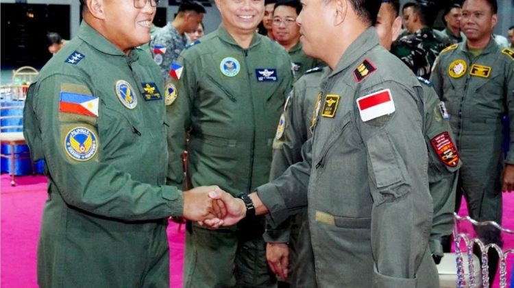 24 Personel TNI Terima Penghargaan Dari Philippine Air Force