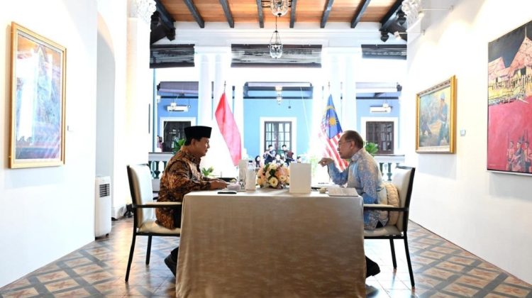 Pertemuan Hangat Presiden Prabowo dan PM Anwar Ibrahim di Rumah Tangsi Malaysia