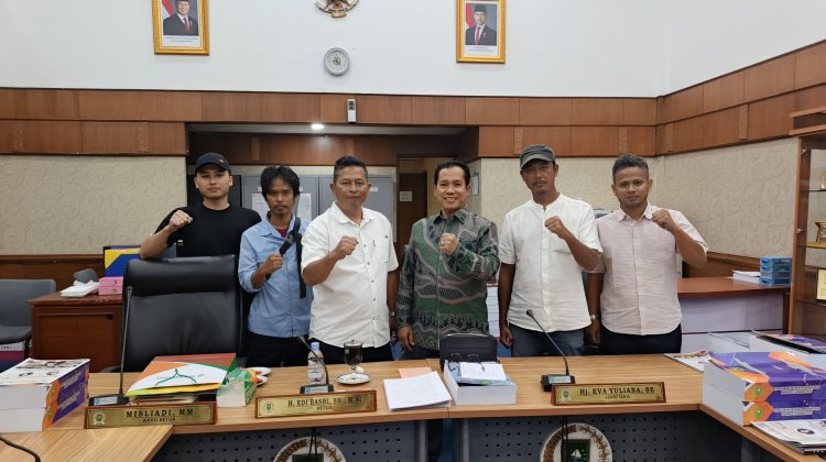 Ketua Komisi III DPRD Provinsi Riau H. Edi Basri, SH., M.Si Terima Kunjungan Pimpinan Mitranews Network, Komitmen Dukung Seluruh Program Presiden Prabowo Subianto