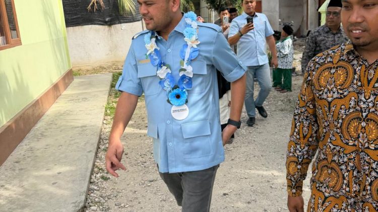 Air Mata Syukur di MDTA Dusun Tanjung: Pebriyan Wnaldi Bangun Toilet dan Bayarkan Gaji Guru yang Lama Tertunda